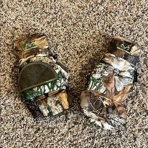 Realtree Camouflage Mittens YM